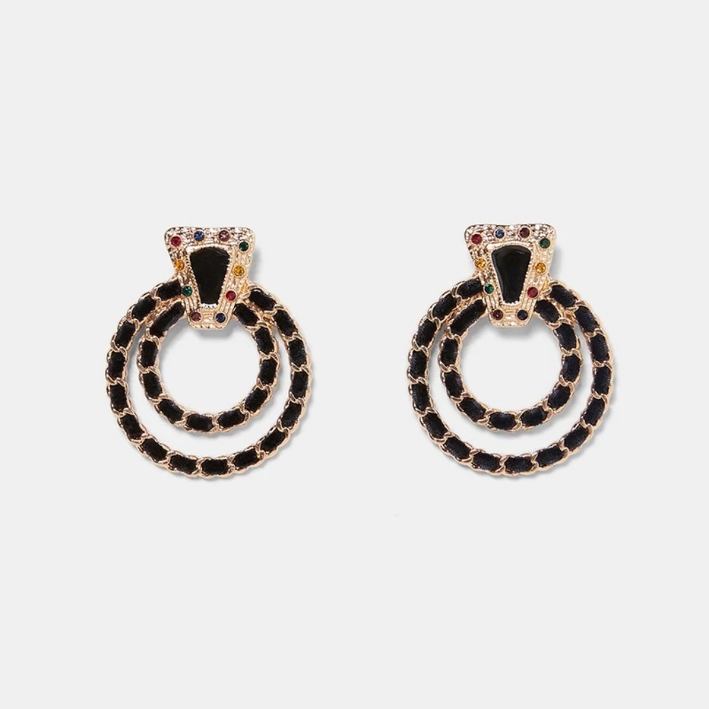 New Chain Hoop Earrings - Picture 2 of 4